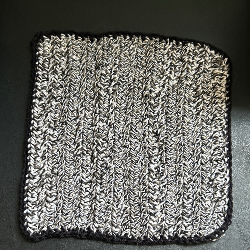 Set of 3 Handmade Black & White Crochet Crotchet Washcloths - Picture 3 of 4